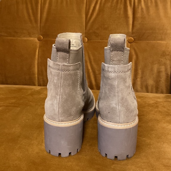 Dolce Vita Haily Suede Ankle Boots - Picture 3 of 6